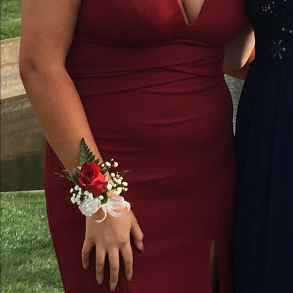 Windsor Prom Dress size L, Burgandy - Picture 2 of 2